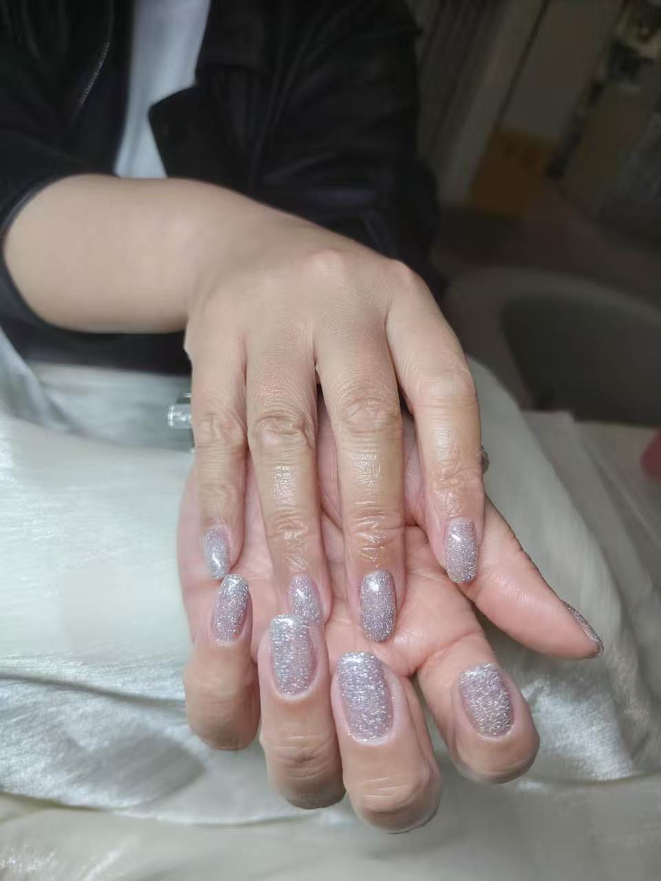 Manicure glitter argento